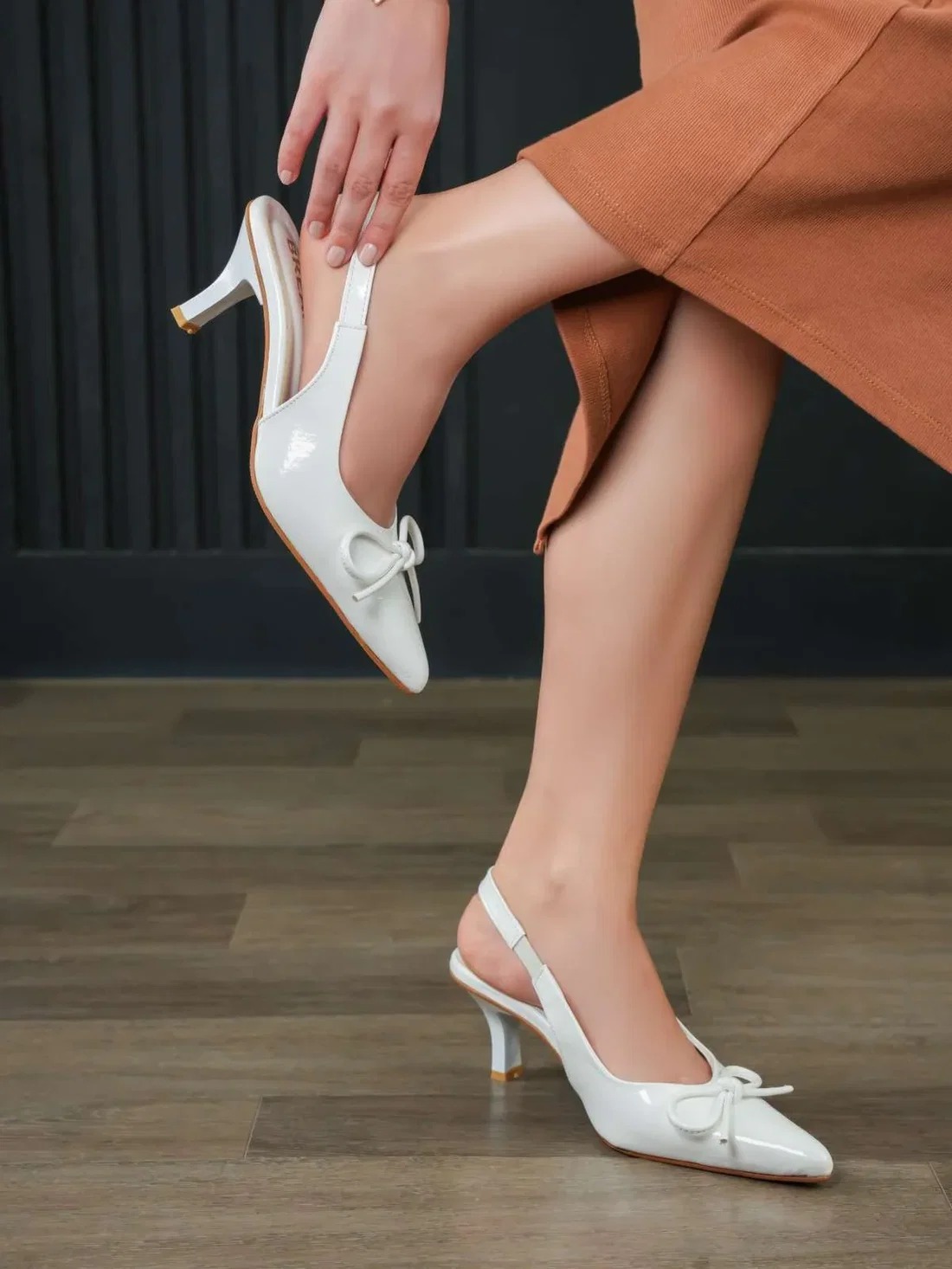Aria Bow Heel